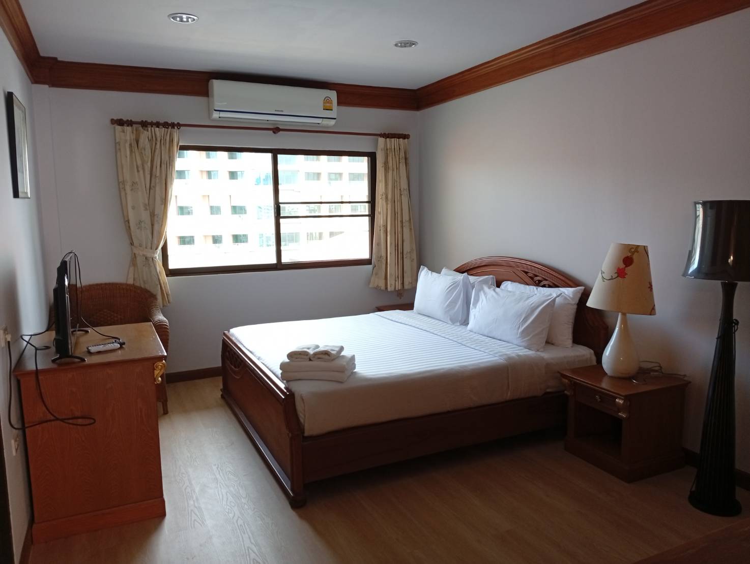 deluxe room