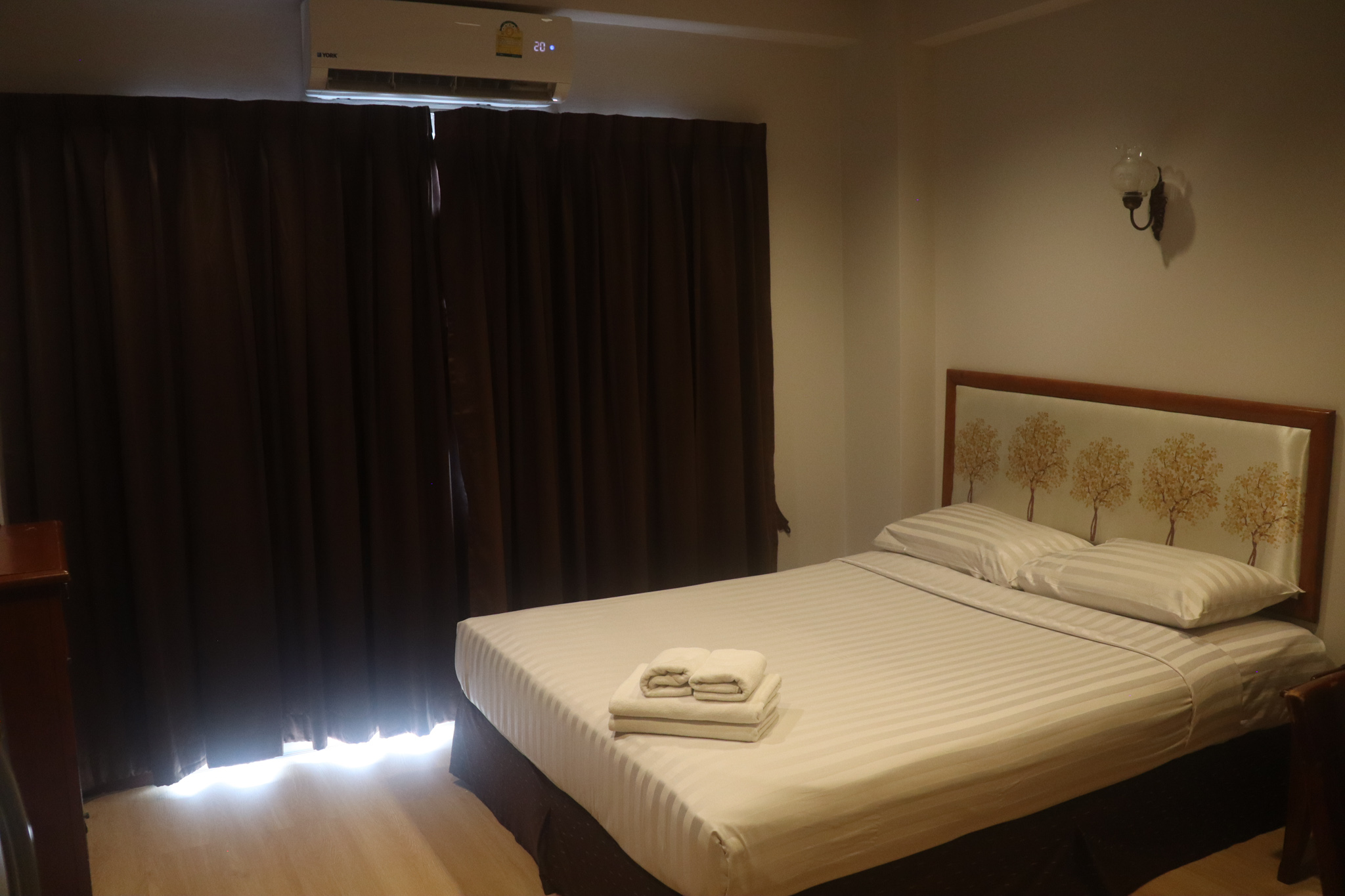 deluxe room