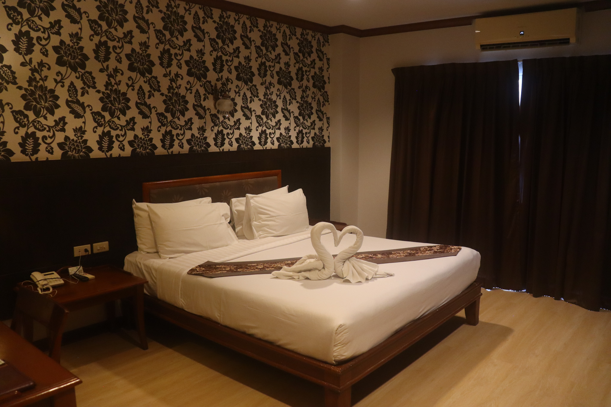 deluxe room